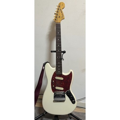 Fender Mustang MG69 Reissue fender Japan