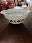 Vintage Pyrex Crazy Daisy Spring Blossom Bowl #441 1-1/2 Pt Pouring Lip