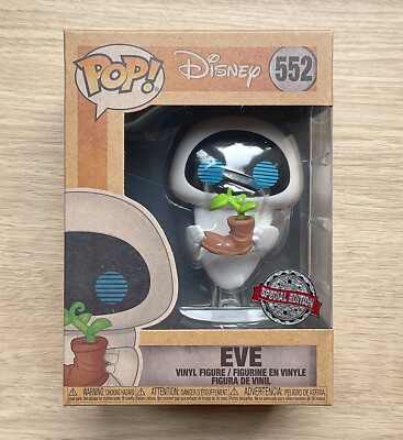Funko Pop Disney Wall-E Eve Earth Day #552 + Free Protector