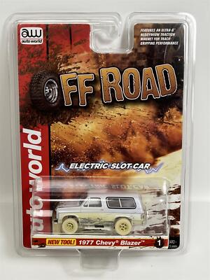Chevy Blazer 1977 Chase Model X Traction Off Road HO Scale Auto World SC375-1