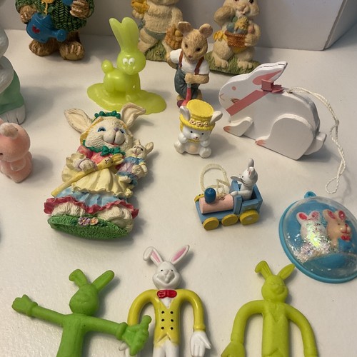 Easter Figures Ceramic Plastic Rubber Wood Magnets Fuzzy Animals - Picture 4 of 12