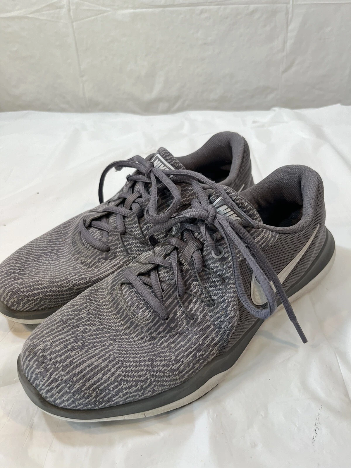 Chaussures de course athlétique Nike Flex Supreme TR6 pour femme pointure 8 W AH8176 019