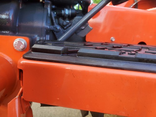 L Series Kubota Rubber Floor Mats - Picture 6 of 11