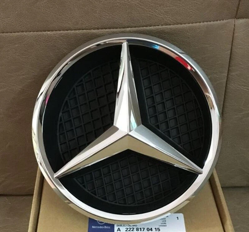 Para Mercedes-Benz A W176 C W205 E W212 Parrilla Insignia Tipo Torcido Estrella Emblema Cromo Foto 3 de 4