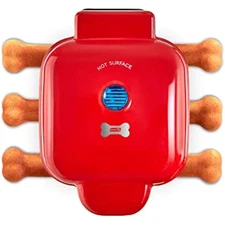 DASH Mini Dog Treat Maker Red Makes 6 Treats Non-stick NIB