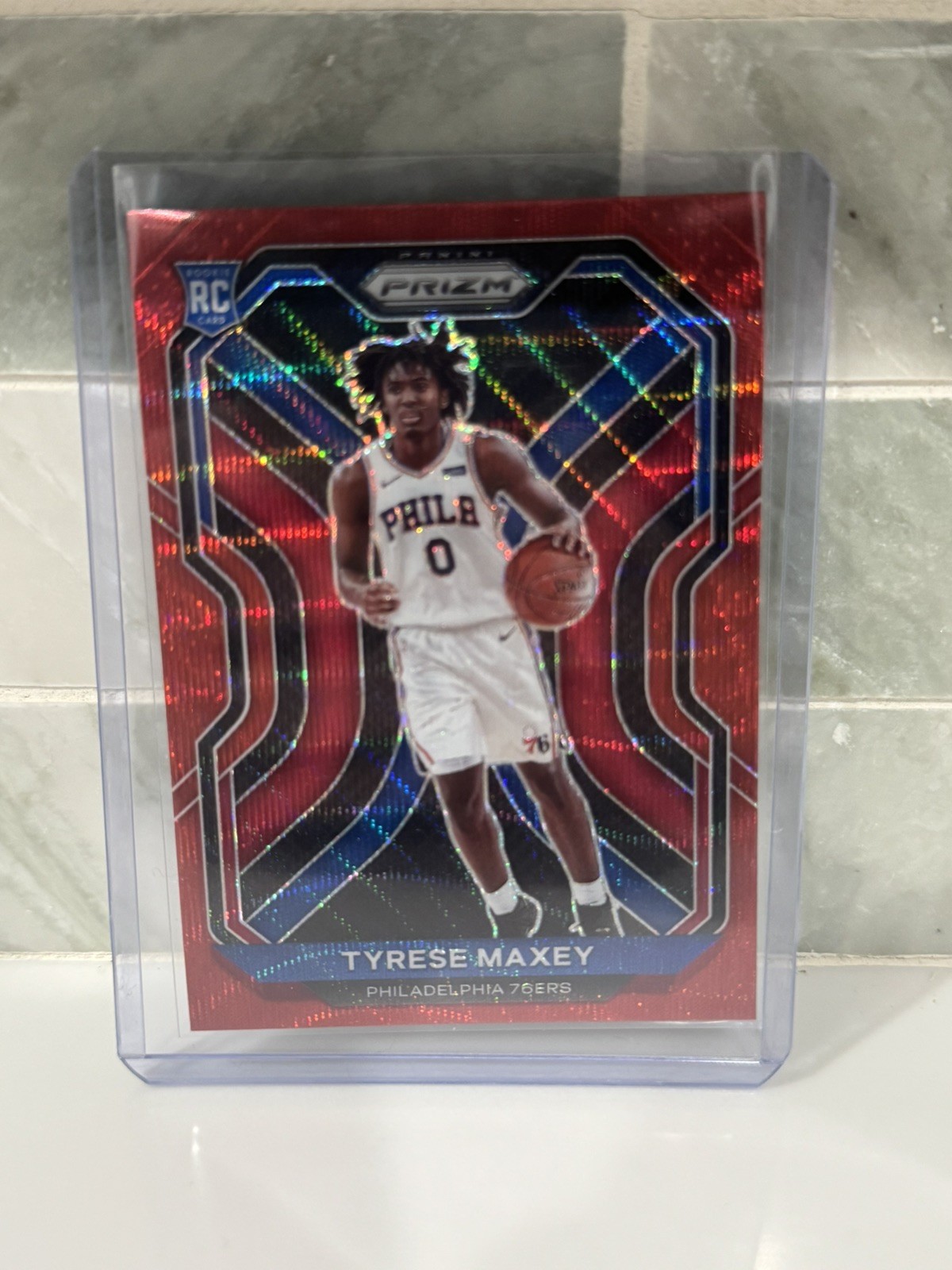 2020/21 Panini Prizm TYRESE MAXEY RED WAVE PRIZM RC/ROOKIE 76ERS #256