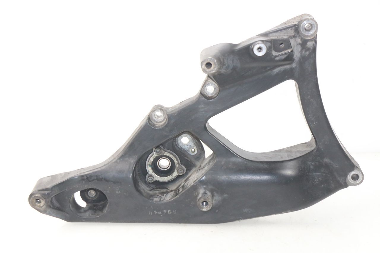 EXHAUST MOUNT - YAMAHA YP X-MAX XMAX 400 (2014 - 2017)