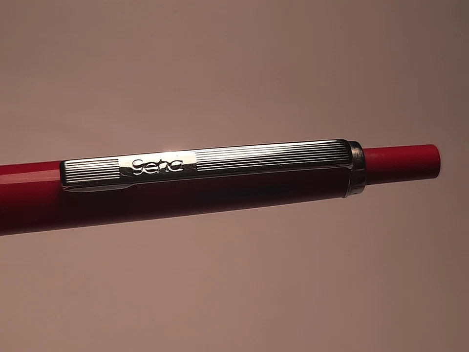 Geha-4-Farben-Kugelschreiber in rot - Bild 4 von 4