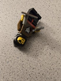 1992 wolfpack figure 6075 tower 910057 flag cmf beastmaster 10305 castle lego