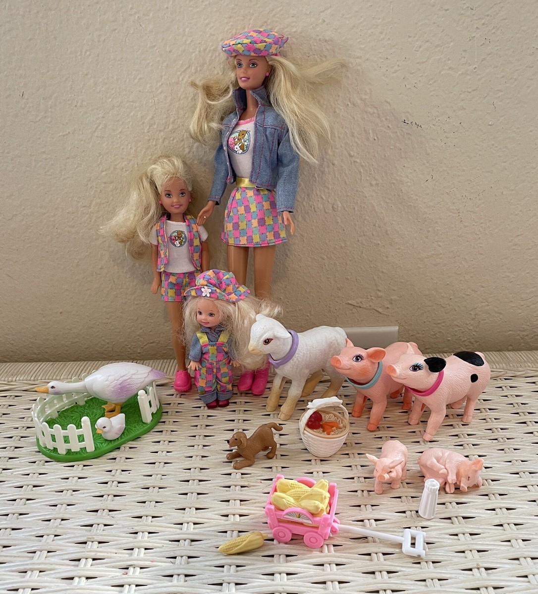 Vintage 1998 Li'l Zoo Pals, Barbie,Stacie & Kelly Dolls With