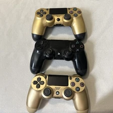 Lot Of 3  Playstation 4  Controllers *FOR PARTS OR REPAIR*