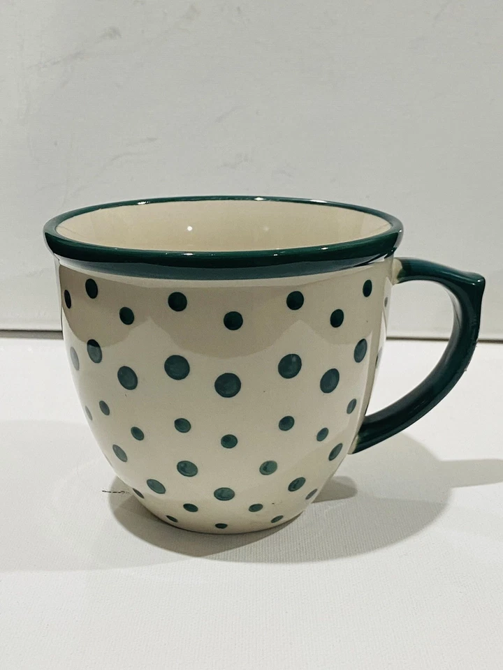 Taza de café Pioneer Wonan crema con lunares verdes y bote de café a juego Foto 2 de 4