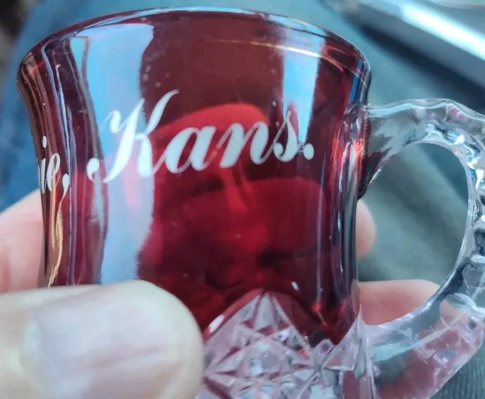 1900's RUBY RED Flash Glass NEAR CUT MUG / CUP - etched Souvenir ERIE KANSAS - Image 3 of 4