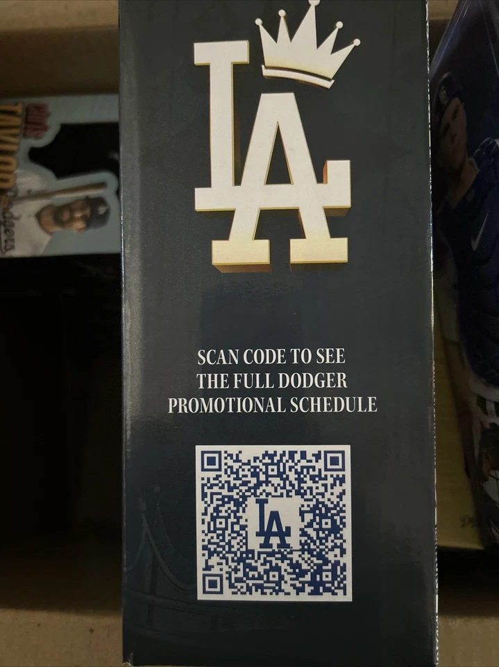 Los Angeles Dodgers 2023 Lebron James Bobblehead SGA 8/19 nuevo Foto 2 de 3