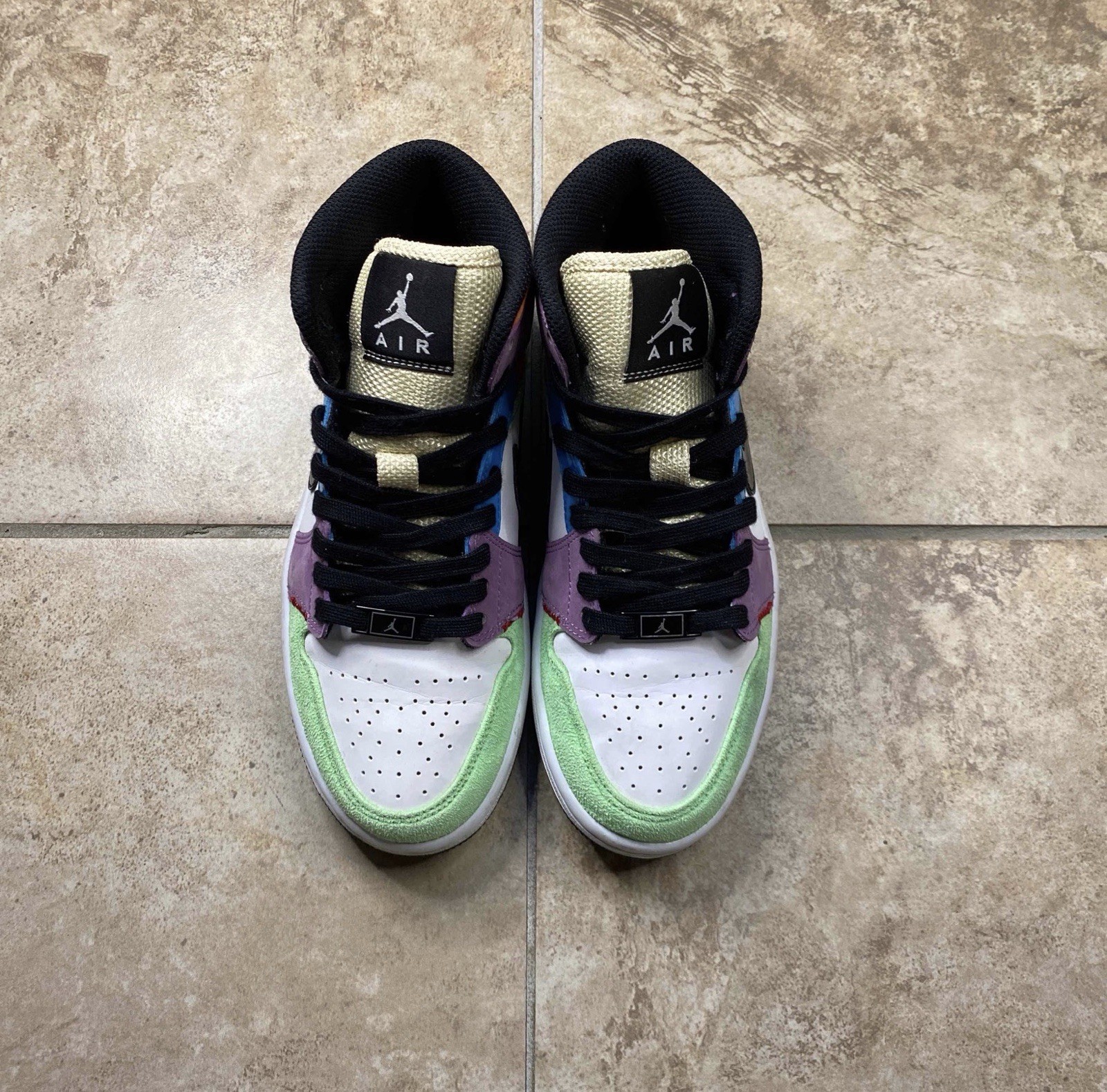 Size 6.5 - Air Jordan 1 SE Mid Lightbulb W thumbnail 3