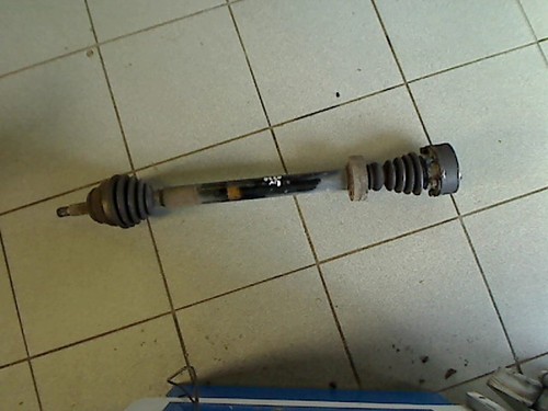 Antriebswelle Rechts Vorne 1Z VW Passat Variant 1.9 TDI 66 KW 90 PS 48986 Km