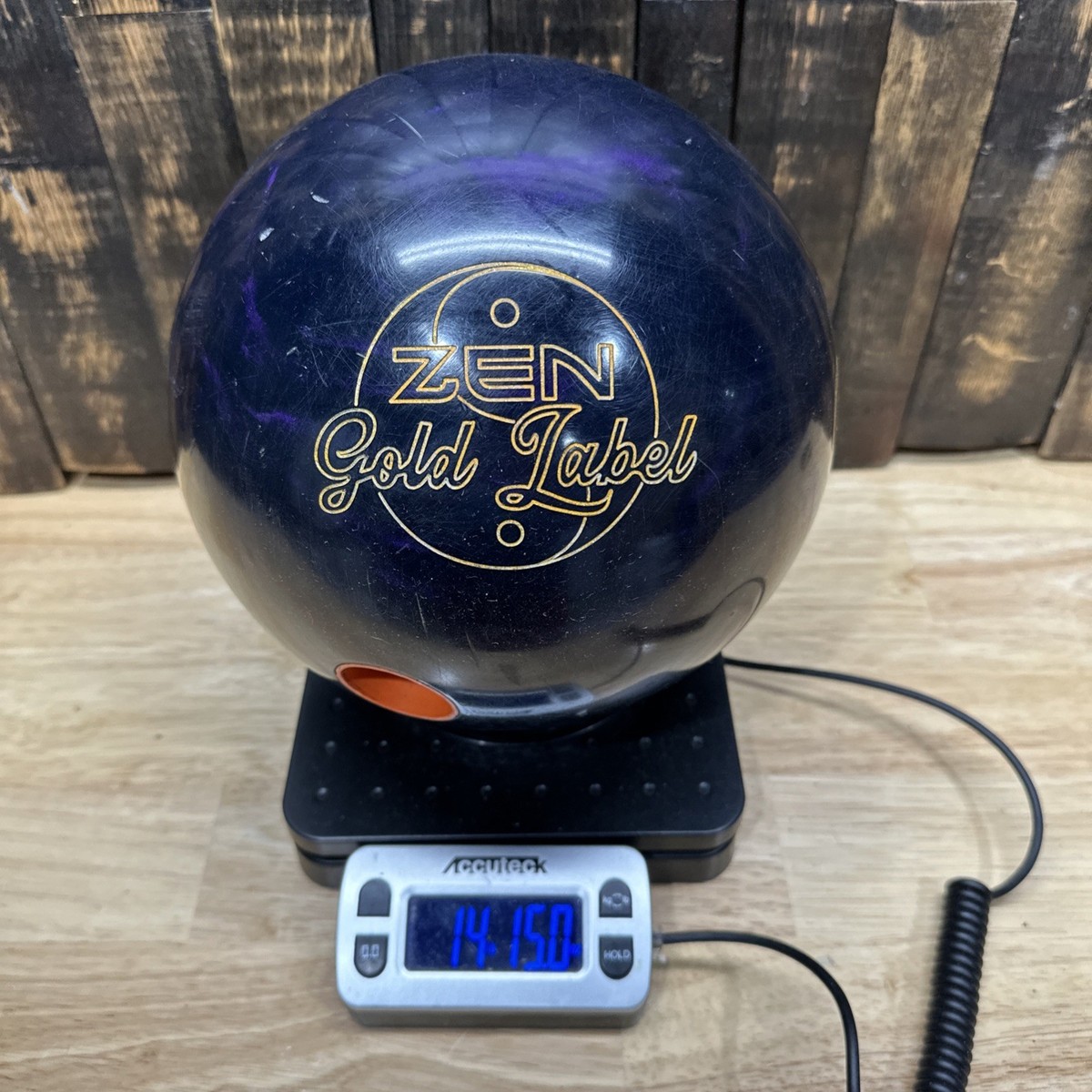 900 Global Zen Gold Label Bowling Ball 15lbs Pearl Reactive