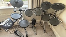 Roland V-Drums TD6 Electronic Drum Kit **now free delivery and stool included”