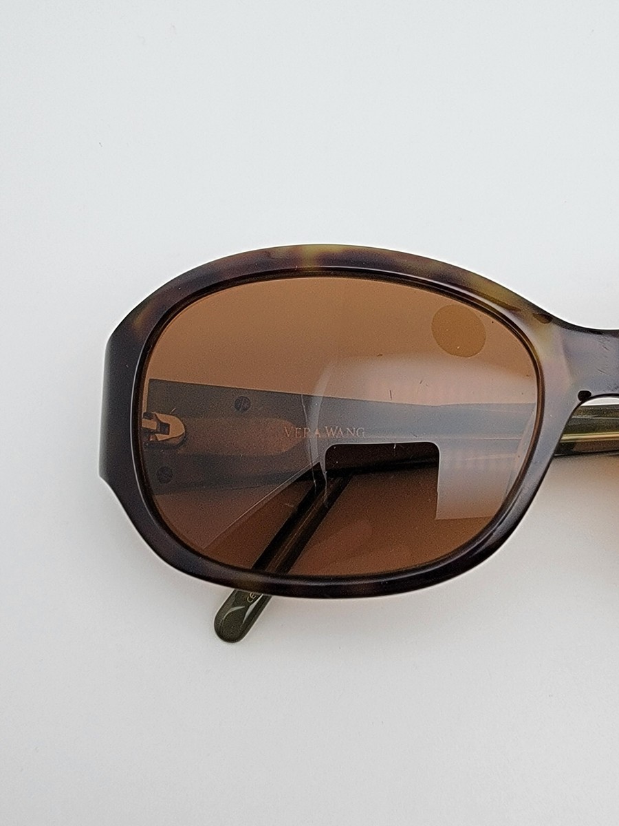 Authentic, Vera Wang Tortoiseshell Round Sunglasses with Greenish/Gray Temples Vera Wang Amika Sunglasses | FREE Shipping - Go-Optic.com main image 2