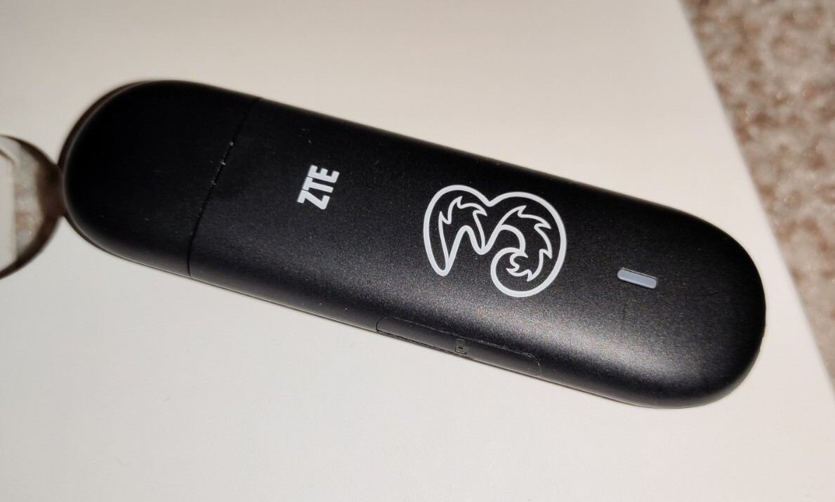 New Three Mobile ZTE MF112 Black Mobile Broadband Dongle eBay