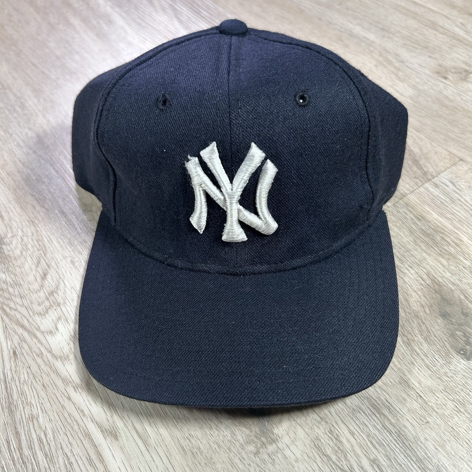 VTG American Needle New York Yankees Snapback Hat MLB Blue Patent 100% Wool Cap