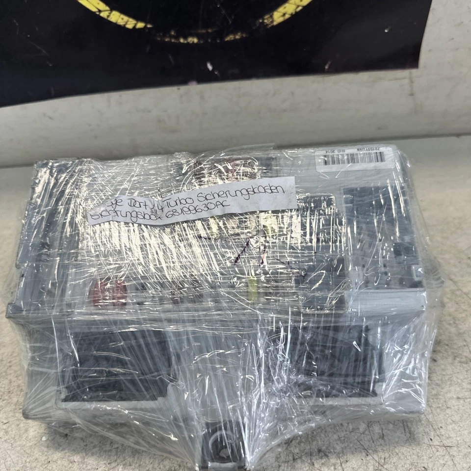 Mopar 68199630AC Modulo Controller Carrozzeria 2014 Dodge Dart 68199630AC - Immagine 2 di 4