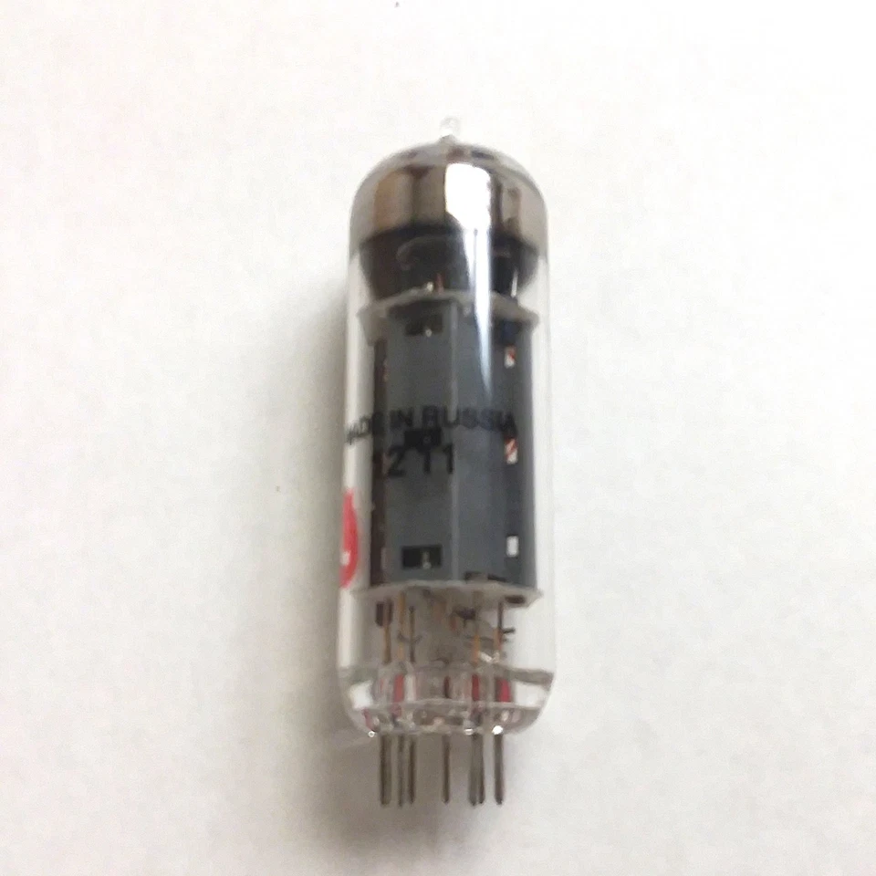 Tubo de vácuo Groove Tubes EL84 feito na Rússia testes bons - Imagem 2 de 3