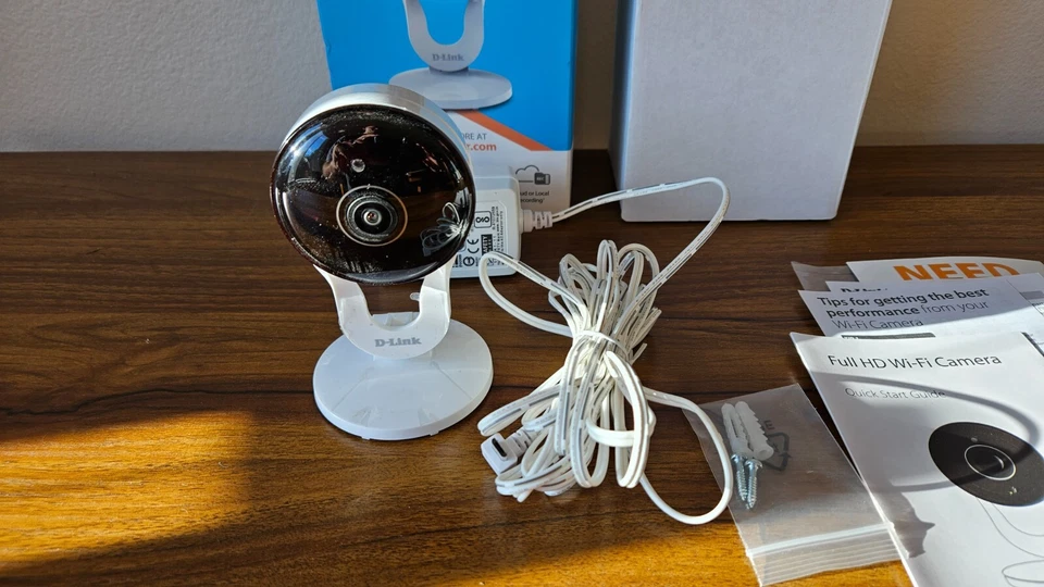 D-Link DCS-8300LH Wireless Network Cloud Day Night Webcam Home Security Camera - Image 2 of 4