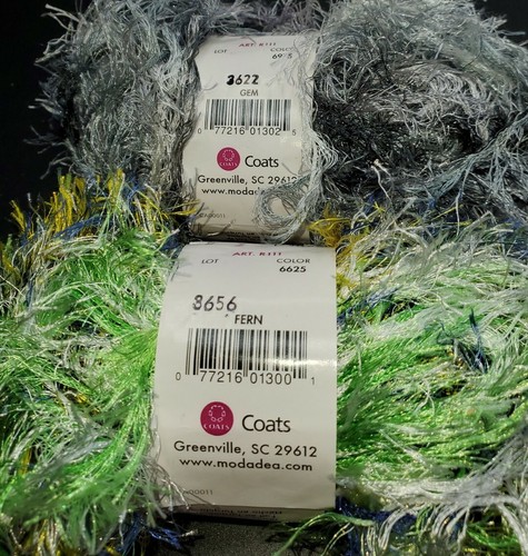 2 SKEINS/BALLS OF (DISCONTINUED) MODA DEA JAI ALAI YARN - GEM & FERN - Picture 3 of 4