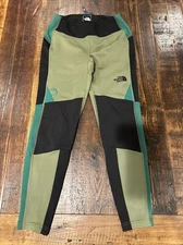 The North  Face Women’s Steep Tech Fleece Tight Size Large Green Black