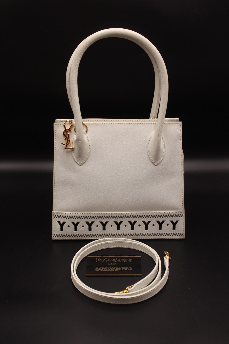 n*w様 Yves Saint Laurent ゴールドレザー バッグ Yves Saint Laurent Gold Crossbody ○ Labellov ○ Buy and
