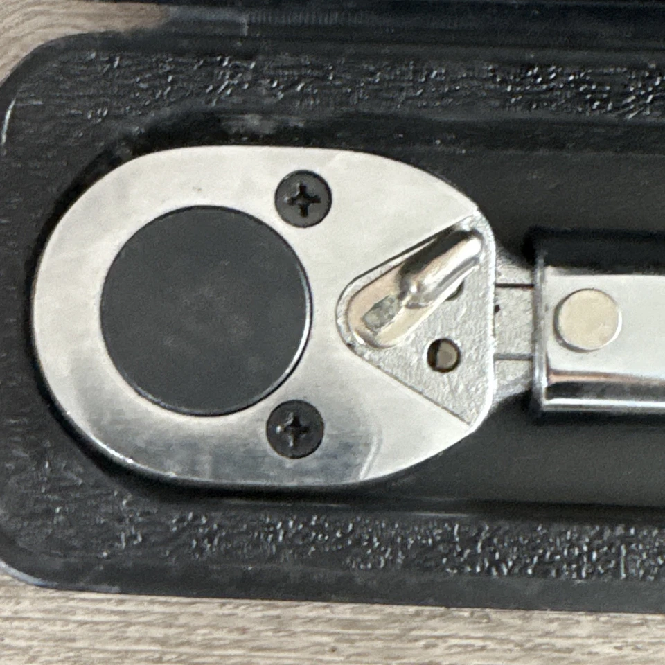 gearhead torque wrench #25304 Gear Head W/ Black Case 1/4” Drive Heavy Duty - Image 2 of 4