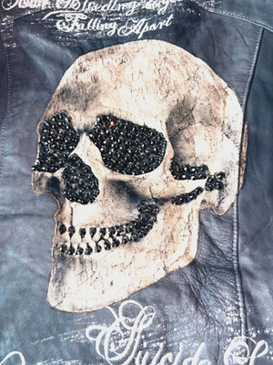 JADED BY KNIGHT LIMITED 100 STK. LEDER-JACKE SKULL KRISTALLSTEINE HANDMADE RARE