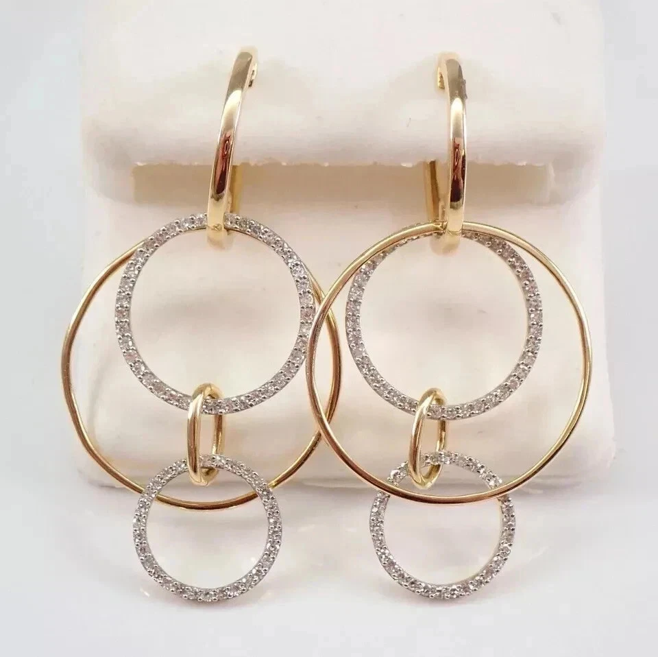 Brincos pendurados de gota longa de moissanita criados em laboratório 2 quilates ouro amarelo 14k sobre prata - Imagem 3 de 4