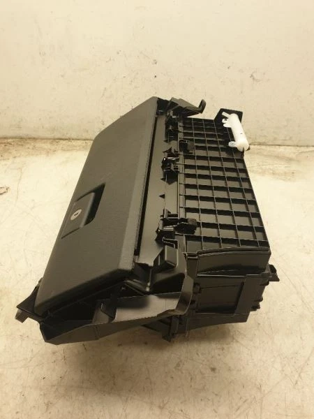 Toyota Camry Le Instrument Guantera 2018 Foto 3 de 4