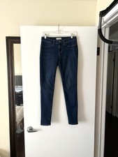 Banana Republic Women  s Dark Wash Blue Skinny Jeans Size 6 / 28