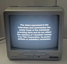 Magnavox 13" MWC13D6 Retro Gaming CRT TV DVD Player Combo Fully Tested Excellent