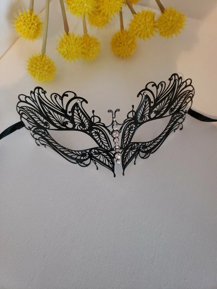 Women's Black Metal Venetian Masquerade Mask - ADJUSTABLE NWOT - Image 3 of 4