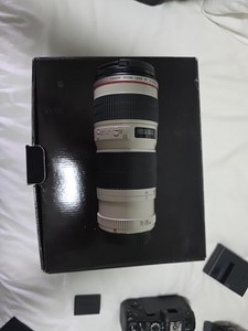Canon zoom lens 70-200mm 1 : 4 L USM
