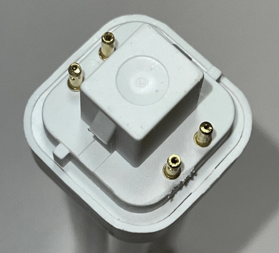 CF26DE/827 26 watt Quad Tube 2700K 4-Pin CFL lamp Ushio 3000059 - 6 Piece LOT - Image 3 of 3