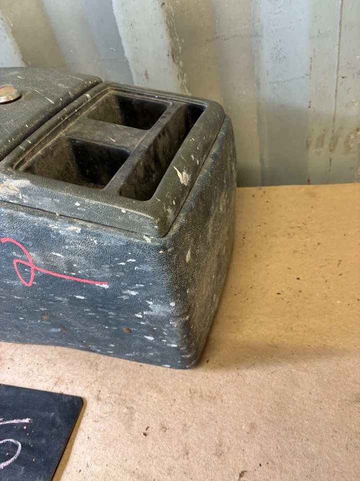 1981 85 86 88 1991 C10 K10 K5 BLAZER JIMMY CHEVROLET GMC CENTER CONSOLE PROJECT - Image 4 of 4