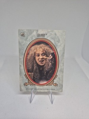 B18s The Addams Family Movie 1991 Topps #7 Sticker Granny Judith Malina Puzzle