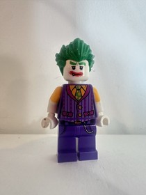 LEGO The Joker Minifigure Super Heroes DC Batman Villain Movie Manor 70922