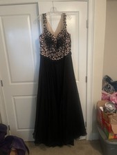 Sherri Hill Black Nude Beaded Sequin Floral Ballgown Prom Dress Size 10