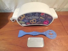 HASBRO FOUR EASY-BAKE ~ MODÈLE F0137 ~ 2020 ~ AVEC CASSEROLE ET SPATULE