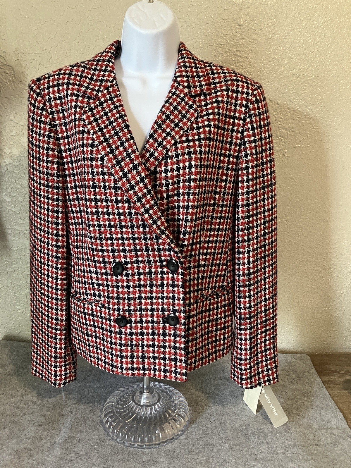 Vintage New Old Stock  Jones New York Women’s  Suit Jacket   Size 12Tag Also Says Belle De  jour