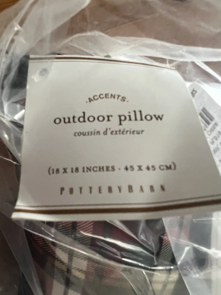 Almohadas Pottery Barn Denver a Cuadros Rojo Azul Verde 18 X 18 Cojín NUEVO Foto 3 de 4