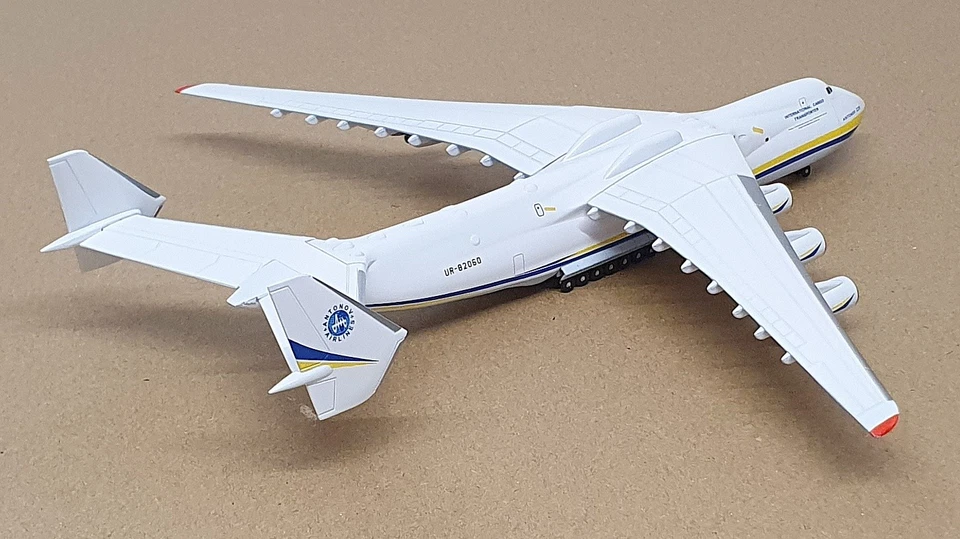 Herpa escala 1/400 562287 - Antonov AN-225 Mriya avión soviético UR-82060 Foto 2 de 4