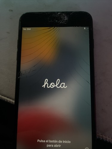 iPhone 7 Plus 32GB entsperrt, schwarzer Akku liegt bei 94%