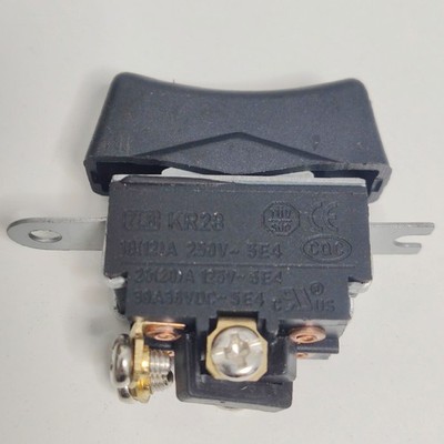 CABLEPELADO Interruttore a Bilanciere 2 Posizioni, 4 Vie, 4 Pin, On/Off DPST, 16 A 250 VAC, Nero Senza LED CABLEPELADO Interruttore a Bilanciere 2 Posizioni, 4 Vie, 4 Pin, On/Off DPST, 16 A 250 VAC, Nero Senza LED